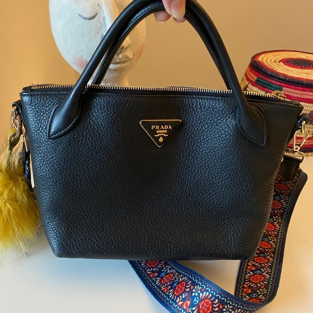 Prada handbag - Picture 1 of 13